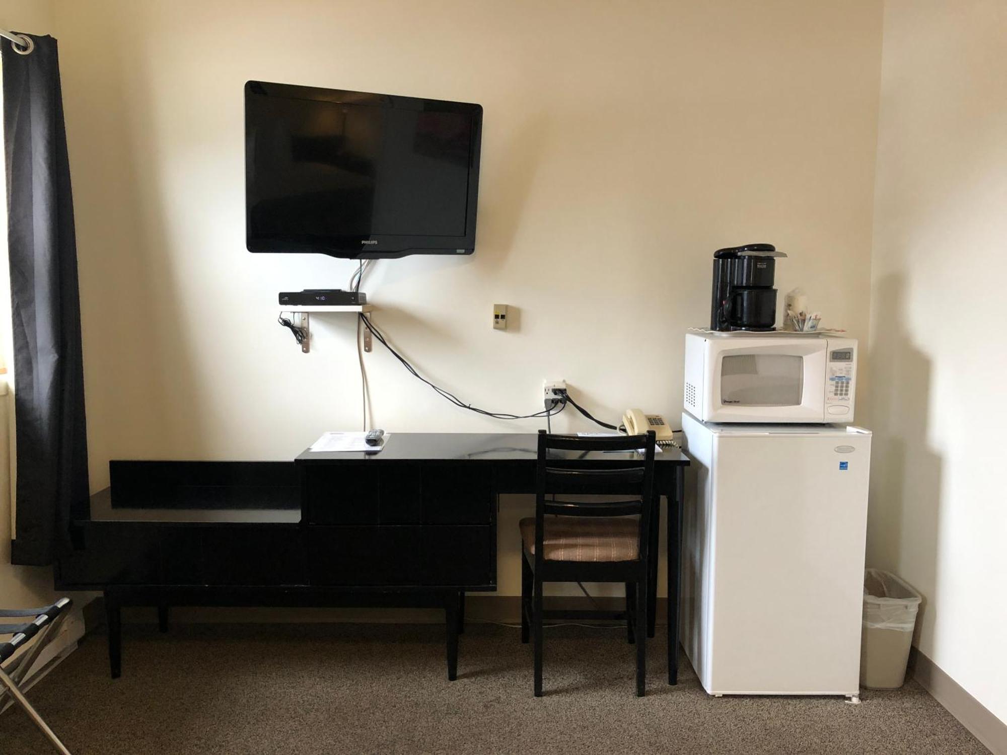 Creston Valley Motel Екстериор снимка